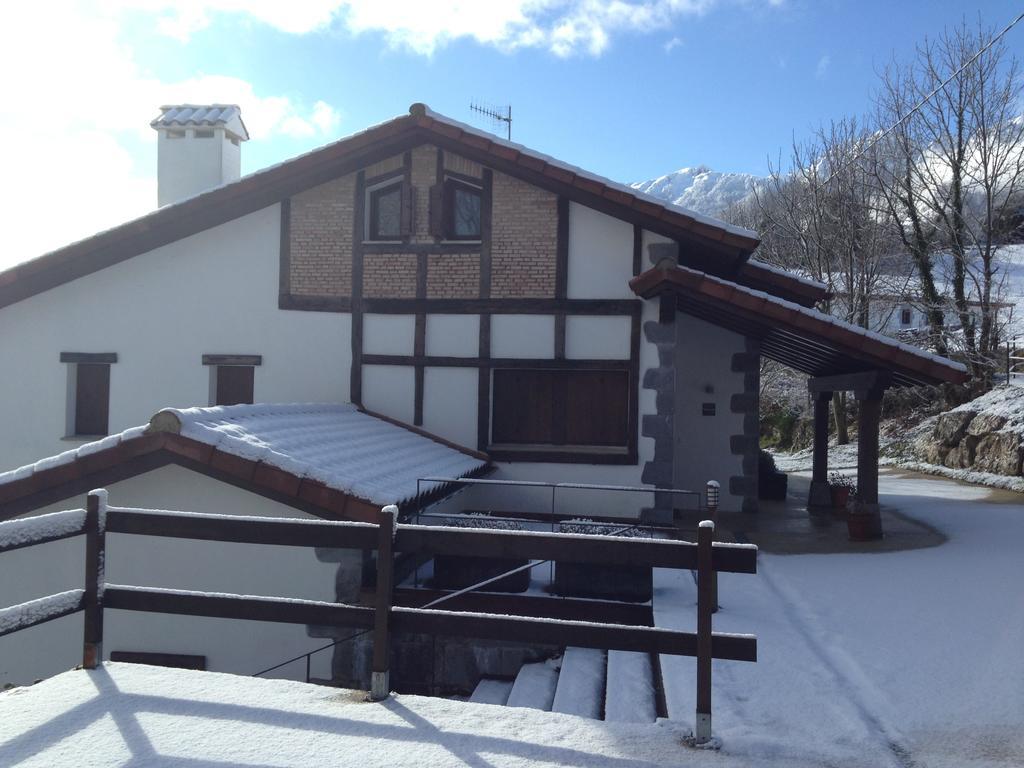 Gasthaus Casa Rural Balerdi Azcárate Exterior foto